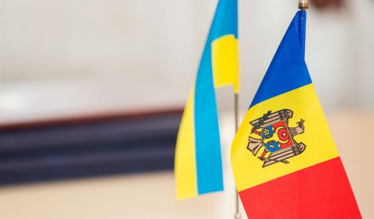 moldova-ucraina-steag