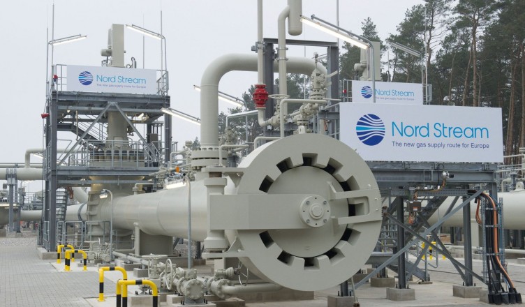 epa06031689 (FILE) - The logo of the company Nord Stream is fixed to the landing station of the Baltic Sea pipeline Nord Stream in Lubmin near Greifswald, Germany, 08 November 2011, (reissued 16 June 2017). Media reports on 16 June 2017 state that German and Austrian companies who are investing in the Russia Nord Stream 2 pipeline to the EU are going to be hit hard if the US bill extending sanctions Russia’s aggression in Ukraine goes into law. German Foreign Minister Sigmar Gabriel and Austrian Chancellor Christian Kern in a joint statement said, Europe's energy supplies were 'a matter for Europe, not for the United States.'  EPA/STEFAN SAUER  GERMANY OUT *** Local Caption *** 50107549
