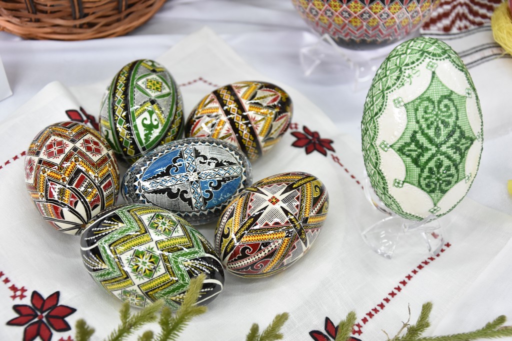Adevărate opere de artă la Festivalul ouălor încondeiate de la Moldovița (foto 146043)