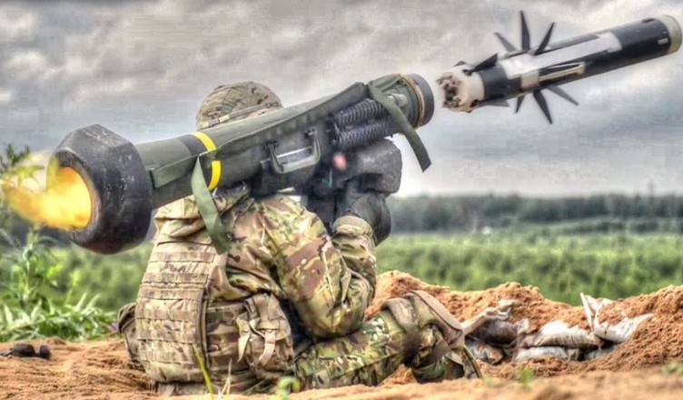 Sisitemele-Javelin-simbol-al-colaborarii-militare-dintre-SUA-și-Ucraina-1500x844