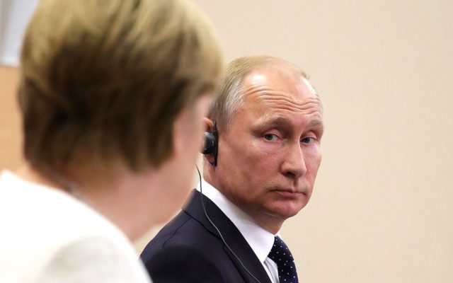 Putin-si-Merkel-sursa-Kremlin-640x400