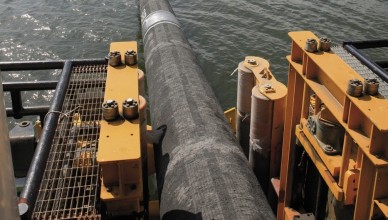 The pipeline is progressively lowered to its designated place on the seabed. The Castoro Dieci is laying the shortest segment (28 kilometres) of each of the twin pipelines.