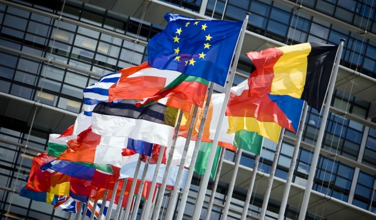 eu-countries-flags1-1024x642