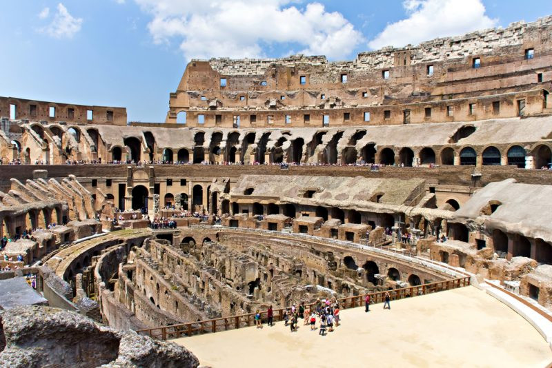 Colosseum-Alena-Stalmashonak-Shutterstock-800x534