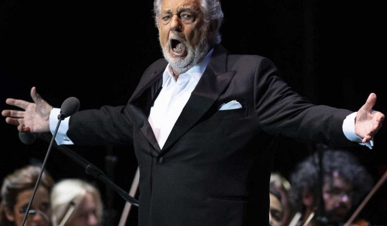 Spanish tenor opera singer Placido Domingo performs on stage during a concert at the Starlite Festival in Marbella, Spain, on July 11, 2022. (Photo by JORGE GUERRERO / AFP) (Photo by JORGE GUERRERO/AFP via Getty Images)