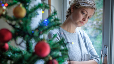 Woman,Feeling,Alone,During,Christmas,Holiday