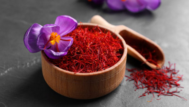 Dried,Saffron,And,Crocus,Flower,On,Grey,Table