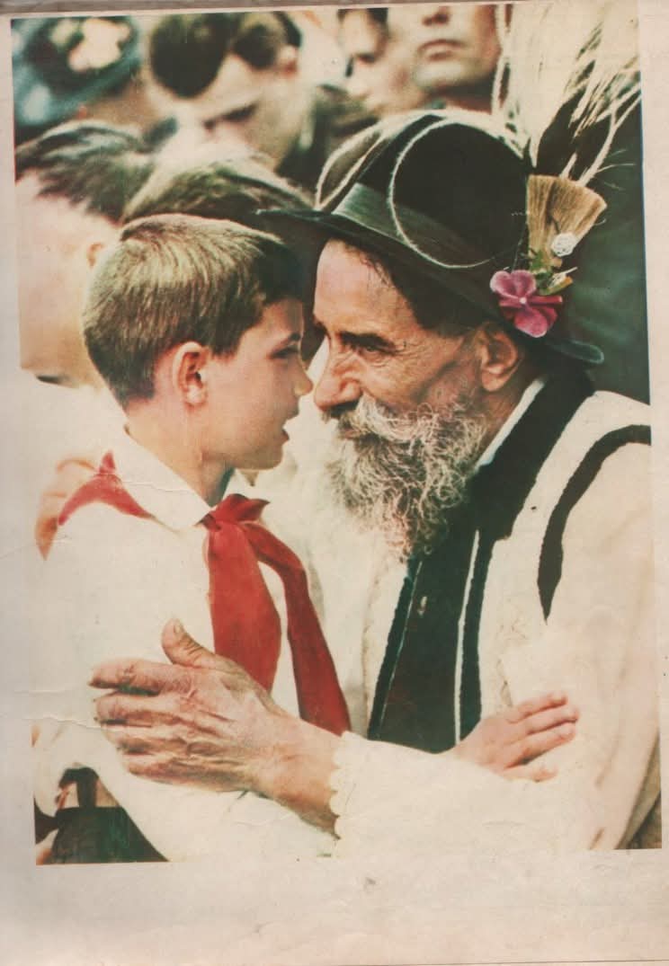 2_5386403818323870701