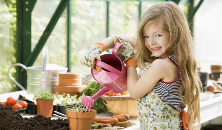 00 Acum 10 Citate Maria Montesori