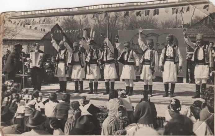 2_5386403818323870703