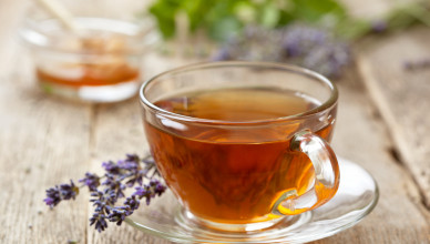 Lavender,Tea,In,A,Glass,Cup,,Honey,,Lavender,Flowers,On