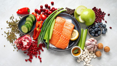 Anti,Aging,Foods,On,Light,Background.,Food,For,Healthy,Heart,