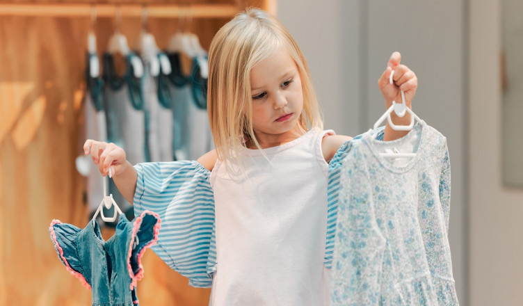 Child,,Fashion,And,Shopping,While,Choosing,Kids,Clothing,In,A